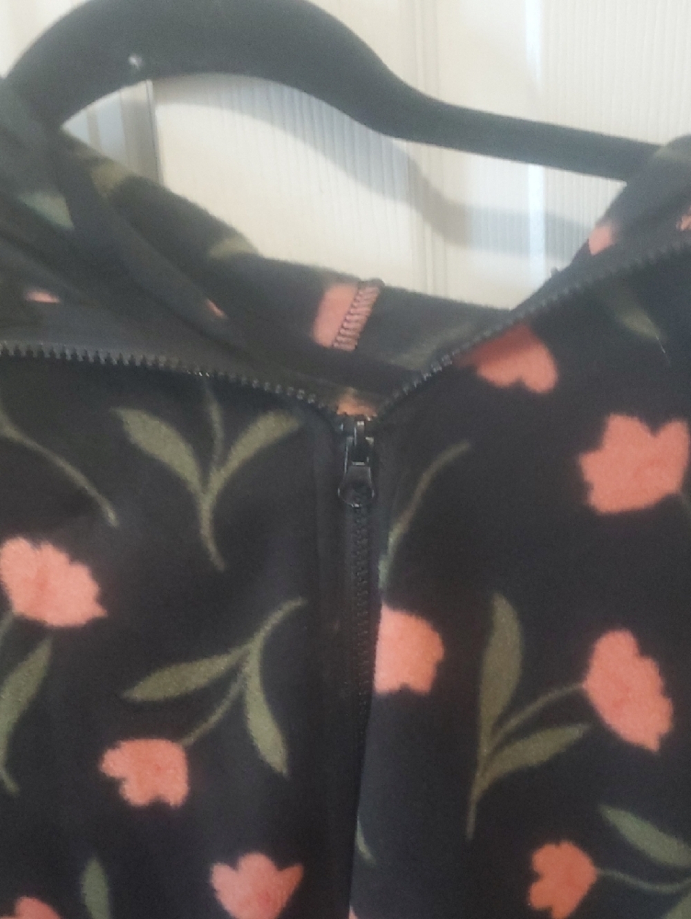 O'Neill Black Floral Zip Hoodie with Pink Flowers Worn Once - Picture 4 of 6